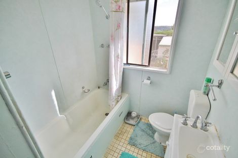 Property photo of 69 Allanan Street Young NSW 2594