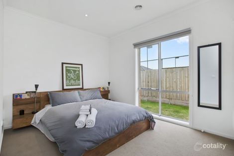 Property photo of 15 Seacrest Place Mount Martha VIC 3934