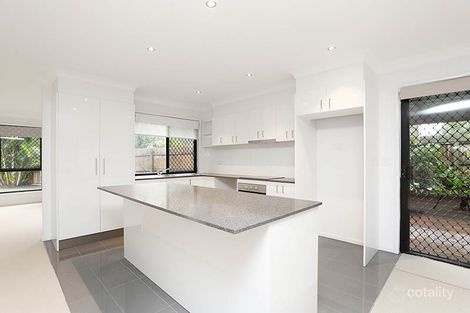 Property photo of 11 Elki Court Marsden QLD 4132