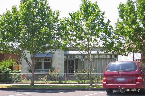 23 Hamilton St, Seddon, VIC 3011