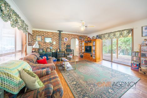 Property photo of 3 McKibbin Place Windradyne NSW 2795