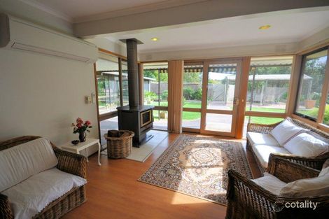Property photo of 192 Hendersons Road Bittern VIC 3918