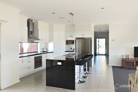 Property photo of 34 Dumosa Drive Swan Hill VIC 3585