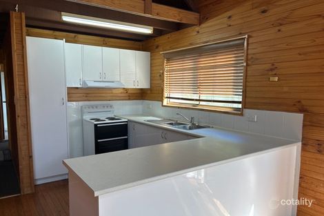 Property photo of 16 Boronia Drive Calala NSW 2340