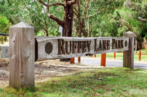 Property photo of 52 Winston Drive Doncaster VIC 3108