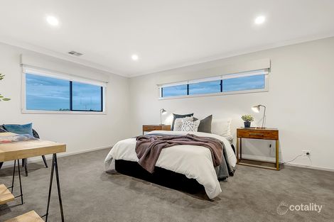 Property photo of 5 Sunfield Drive Wollert VIC 3750