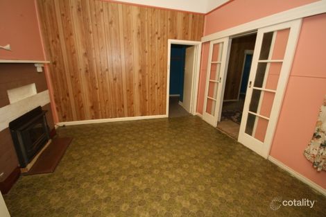 Property photo of 2 Kent Drive Haddon VIC 3351