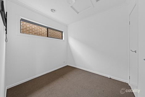 Property photo of 4/30-32 Parkland Avenue Hampton Park VIC 3976