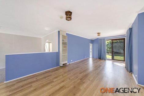 Property photo of 17 Lansell Circuit Wanniassa ACT 2903