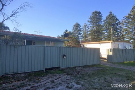 Property photo of 35 Beatty Boulevard Tanilba Bay NSW 2319