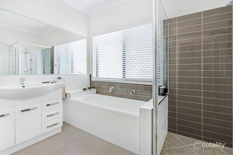 Property photo of 48 Parkland Drive Springfield Lakes QLD 4300