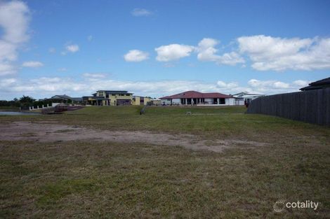 15 Bounty Cct, Eli Waters, QLD 4655
