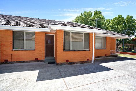 Property photo of 2/7 Wattle Grove Coburg VIC 3058