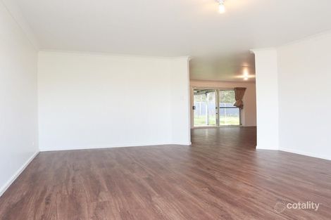 Property photo of 17 Rowena Court Boronia Heights QLD 4124