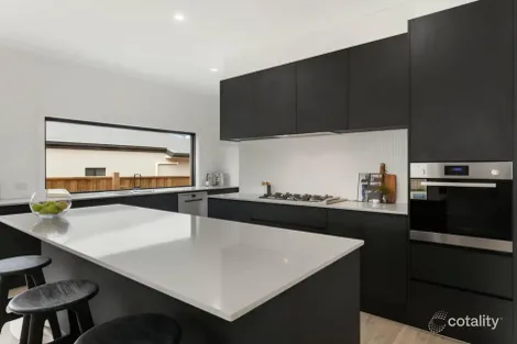 Property photo of 19 Abbey Road Beveridge VIC 3753