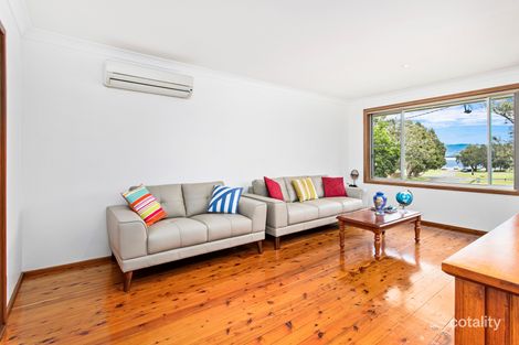 Property photo of 141 Lakeview Parade Primbee NSW 2502
