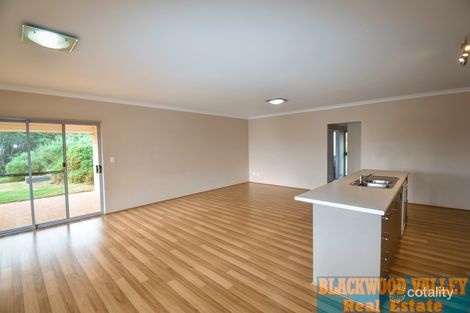 Property photo of 50 Robinia Way Kangaroo Gully WA 6255
