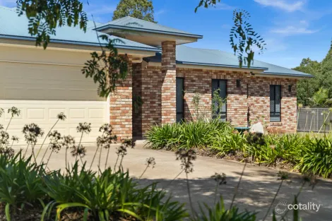 Property photo of 28 Ryans Drive Cotswold Hills QLD 4350