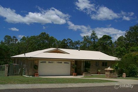 15 Julienne St, Southside, QLD 4570