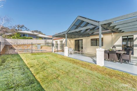 Property photo of 32 Stringybark Drive Jerrabomberra NSW 2619