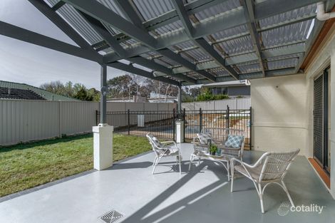 Property photo of 32 Stringybark Drive Jerrabomberra NSW 2619