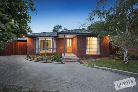 12 Ami Ct, Berwick, VIC 3806