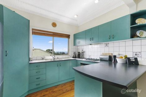 Property photo of 22 The Lookout Thirroul NSW 2515