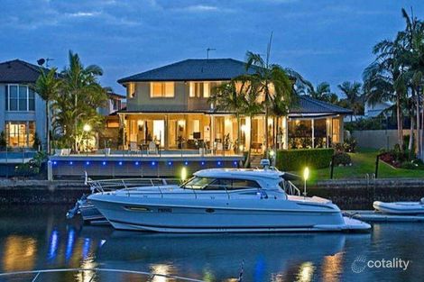 161 Pebble Beach Dr, Runaway Bay, QLD 4216