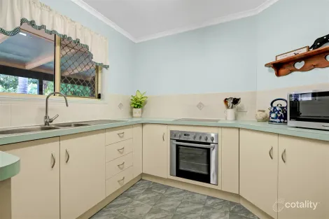 Property photo of 9 Jarrah Drive Boyne Island QLD 4680