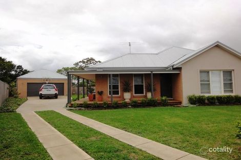 Property photo of 12 Williams Close Lorn NSW 2320