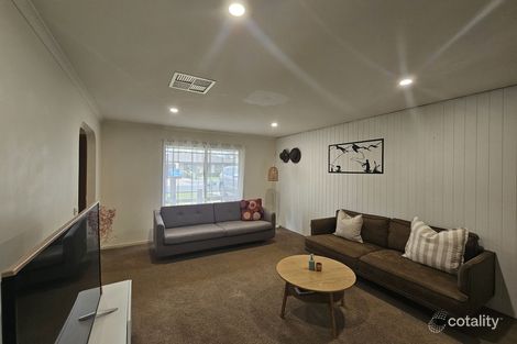 Property photo of 31 Birdie Street West Wodonga VIC 3690
