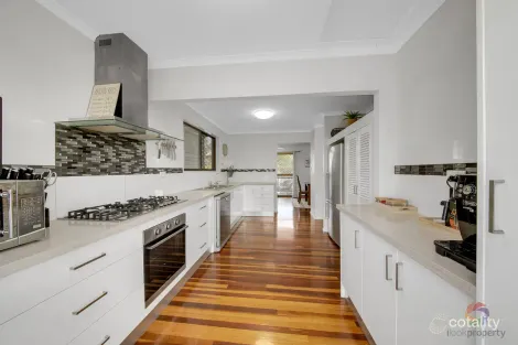 Property photo of 9 Keppel Avenue Clinton QLD 4680