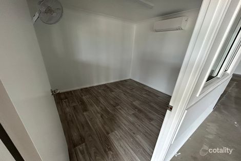 2/124 Beach Rd, Urraween, QLD 4655