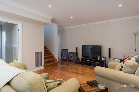 Property photo of 1/7 El Centro Chirnside Park VIC 3116