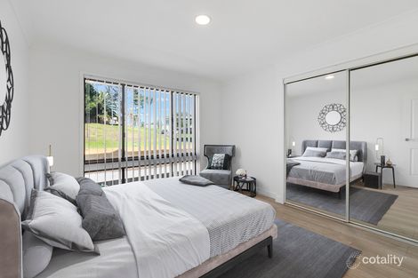 Property photo of 13 Charmian Place Rosemeadow NSW 2560