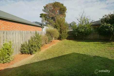 Property photo of 2 Seaforth Road Wantirna South VIC 3152