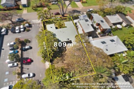 2 Moore St, Victoria Point, QLD 4165