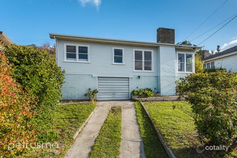 Property photo of 22 Oliver Avenue Lindisfarne TAS 7015