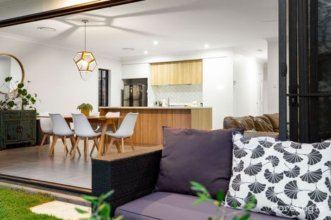 Property photo of 57 Lomond Circuit Upper Kedron QLD 4055