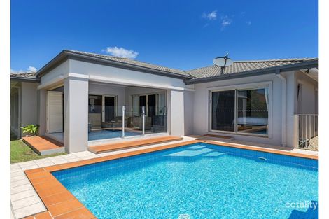 Property photo of 2041 Carlton Drive Hope Island QLD 4212