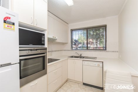 Property photo of 3/36 Rolle Street Holland Park West QLD 4121