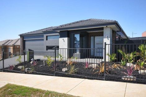 Property photo of 11 Hillgrove Close Warragul VIC 3820