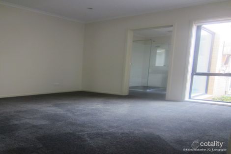 Property photo of 4 Gorman Drive Mill Park VIC 3082