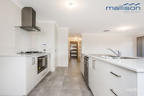 Property photo of 20 Atalaya Loop Wandi WA 6167