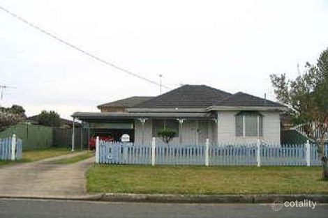 42 Amy Rd, Peakhurst, NSW 2210