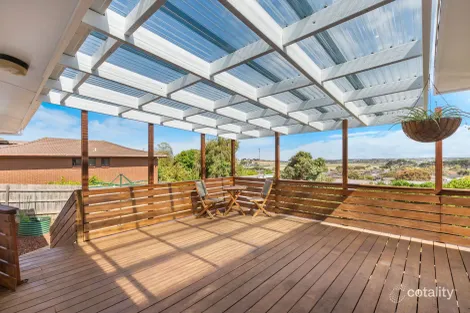 Property photo of 14 Skiddaw Crescent Warrnambool VIC 3280