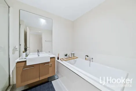 Property photo of 36 Garragull Drive Yarrabilba QLD 4207