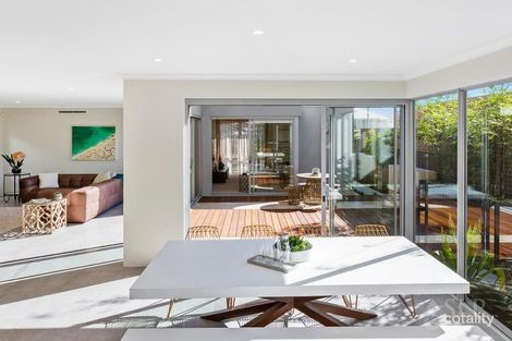 Property photo of 7 Levanzo Way Sorrento WA 6020
