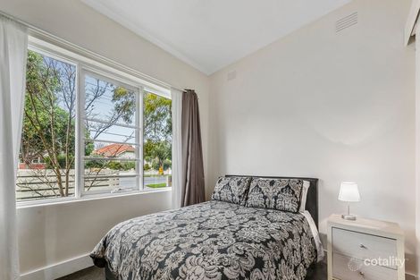 Property photo of 1/143 Booran Road Caulfield South VIC 3162