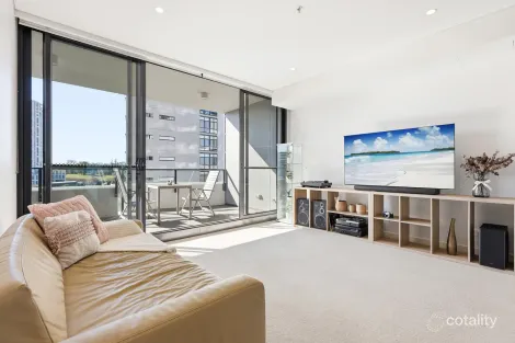 Property photo of 712/11 Solent Circuit Norwest NSW 2153